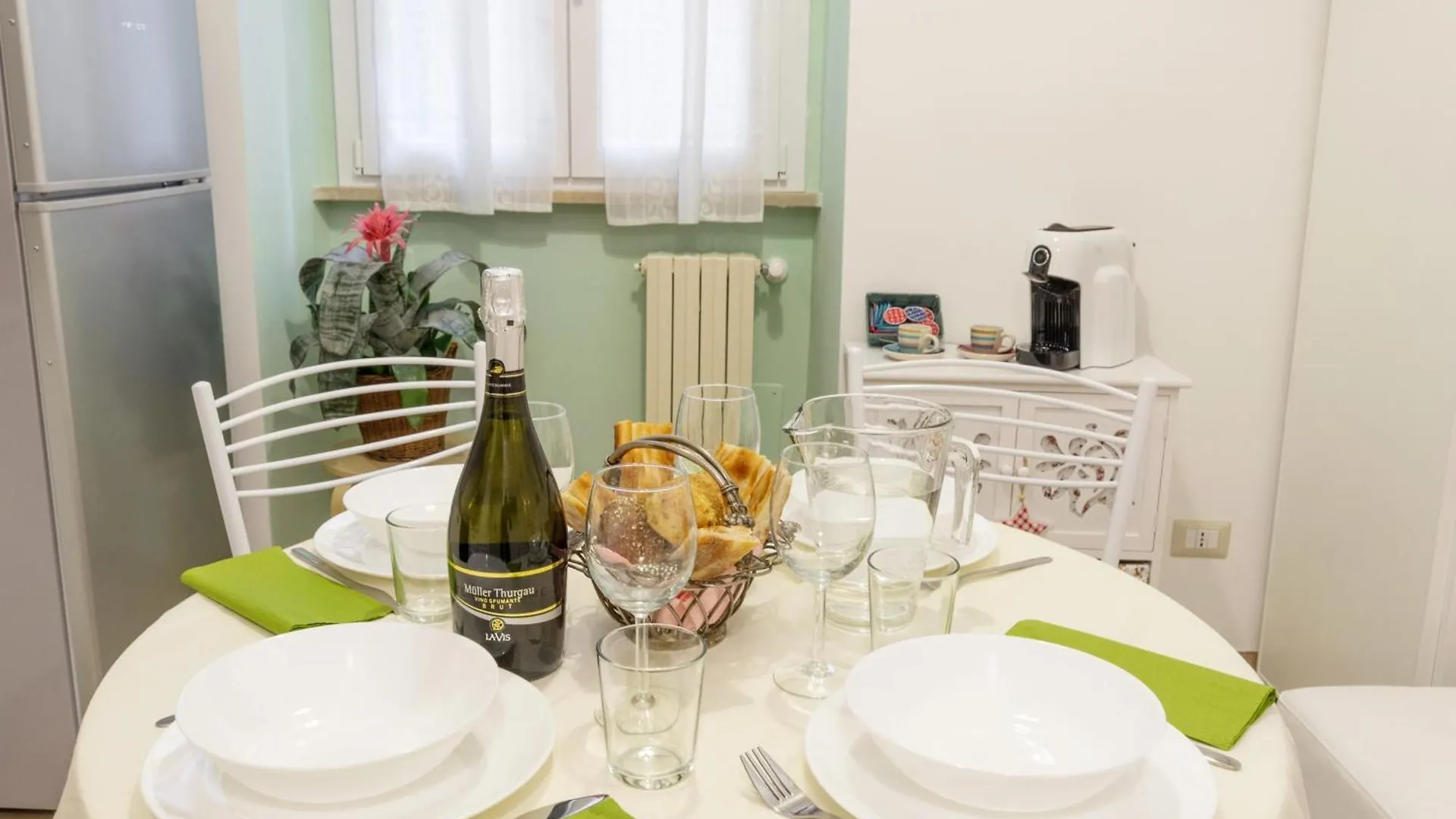 Apartment La Romantica Al Colosseo Italy