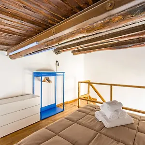 carrozzieri-nest-at-historical-center.hotels-amalfi.com/